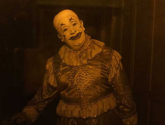 escape room Tarragona Motel clowns